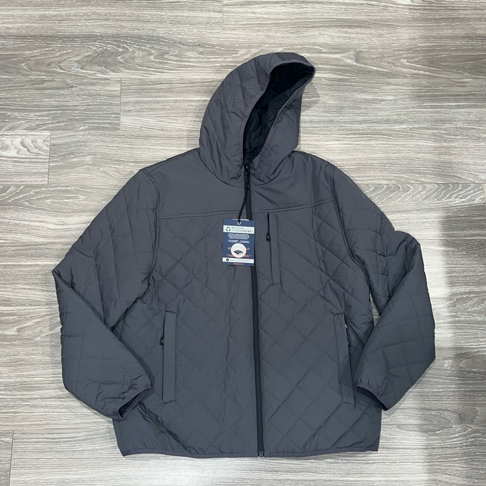 Rainforest quilted down jacket. Size XL. NWT